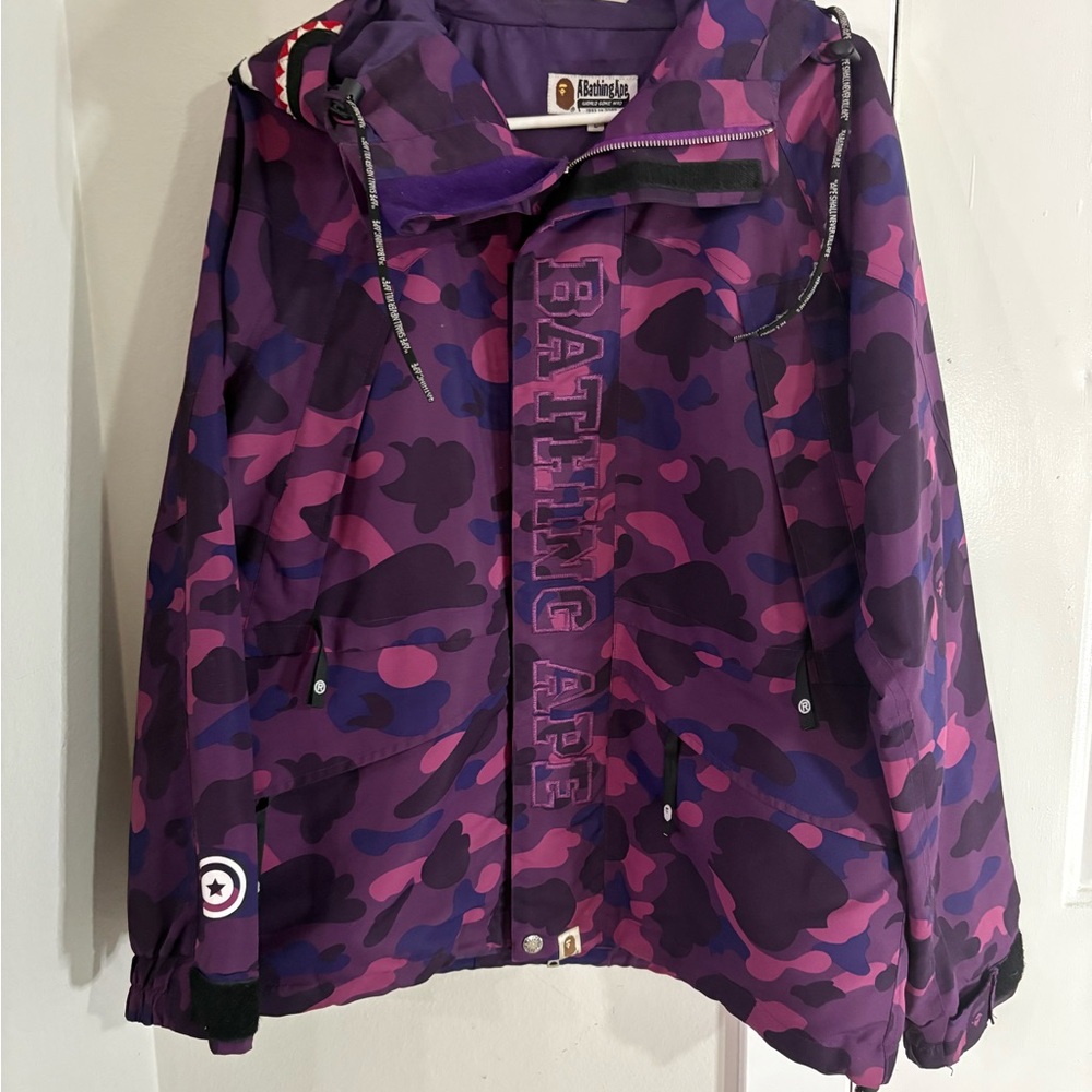 BAPE Men's purple snowboarding jacket